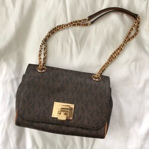 NWT Michael Kors Vivianne Medium Shoulder Bag